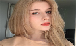 哪个星座女越老越像少女