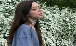 2023年贵人笼着的星座女